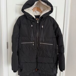 NWT Orolay Duck Down Black Hooded Puffer Parka Coat Size L